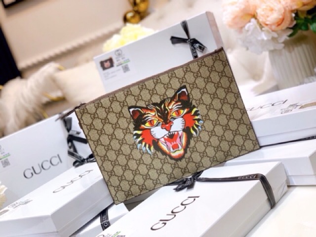 Túi cầm tay nam đựng ipad clutch bản dẹp hoạ tiết hoa văn logo nhiều kiểu mẫu siêu hot hàng fullbox có hộp đẹp