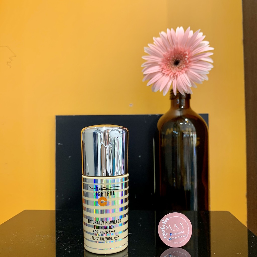 Kem Nền MAC Che Khuyết Điểm, Kiểm Dầu, Dưỡng Trắng Da Lighfull C 30ml | BigBuy360 - bigbuy360.vn