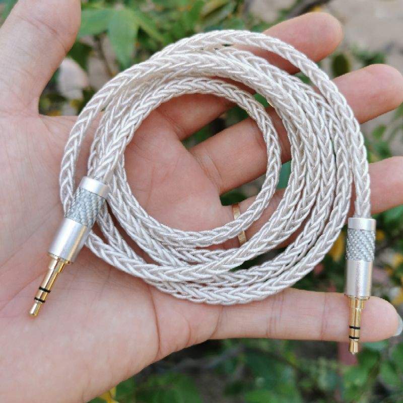 Cáp cho tai nghe 2 đầu cắm 3.5mm.