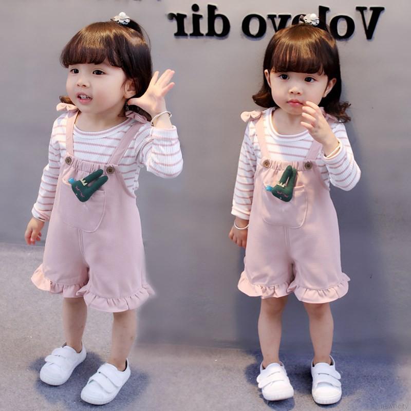 Set áo thun kẻ sọc + quần yếm dễ thương cho bé gái