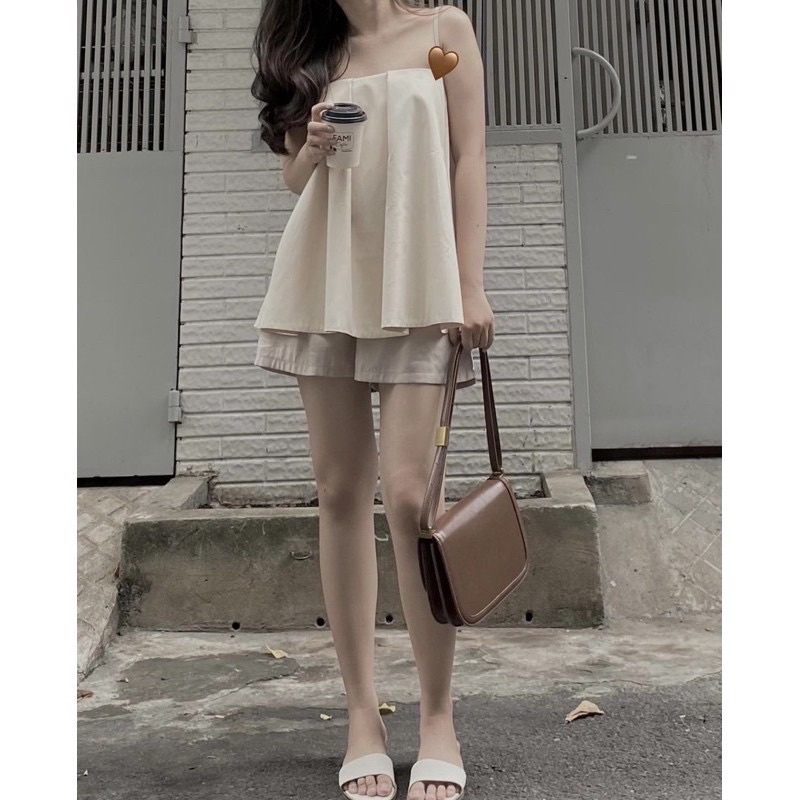 Áo Hai dây trơn xếp ly nhẹ thiết kế form rộng màu sắc nhẹ nhàng style vintaga hàn quốc dễ mặc và phối đồ bo chun co giãn