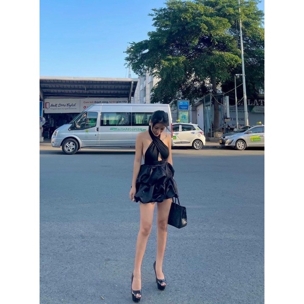 Đầm Bí hở lưng vải mịn