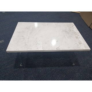 Bàn chân gấp mặt mfc vân đá trắng 60*40cm