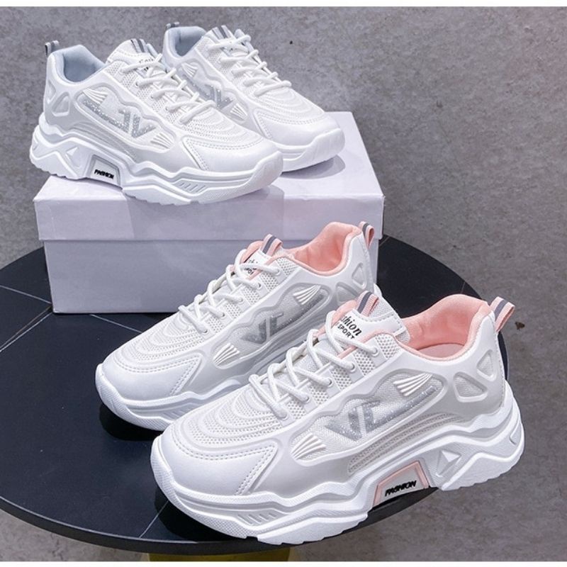 Giày Nữ GN50 Giày Thể Thao Sneakers Giày Độn Đế Nữ 3-4Cm Hottrend Dành Cho Bạn Trẻ Năng Động Cá Tính Và Tăng Chiều Cao