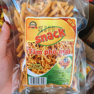 1 gói snack tăm phomai cay cay giòn giòn