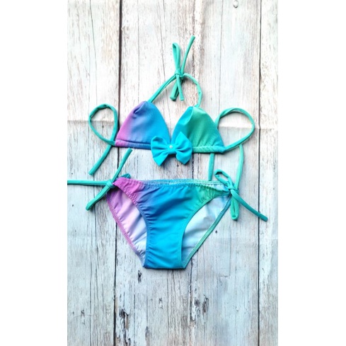 Đồ bơi bé gái 2 mảnh, 1 mảnh body ôm chất màu xanh nàng tiên cá