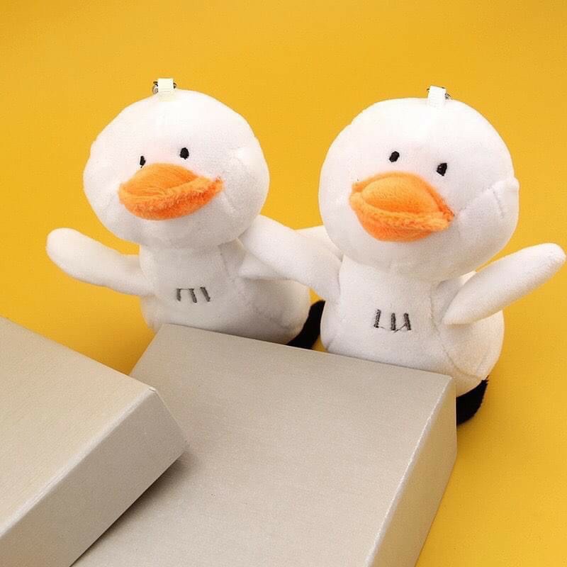 FREESHIP 50K  Móc khóa thú nhồi bông, móc chìa khóa keychain cài balo khủng long, cá mập, ếch chân dài siêu dễ thương