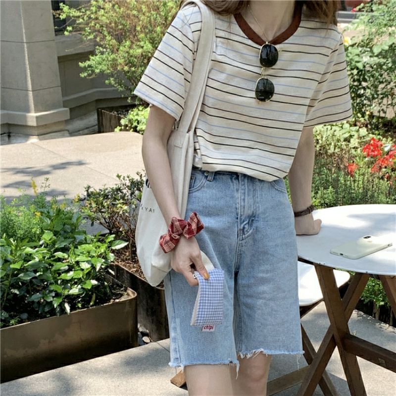 Áo phông nữ kẻ ngang style Hàn Quốc