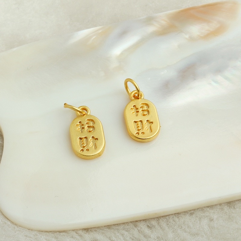 Charm treo chữ May Mắn Bạc mạ vàng dùng mix vòng tay