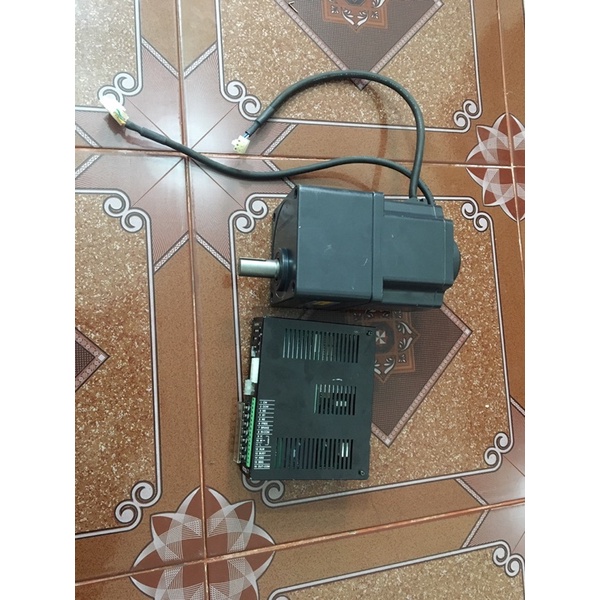 Motor Servo Vexta BXM6200-GH, Driver Vexta BXD200A-C Made in Japan