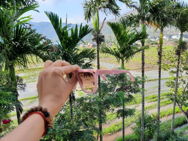 Kính si hiệu cao cấp