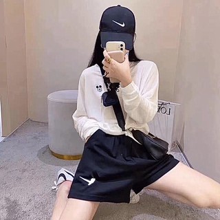 Quần Đùi Thêu Hình
