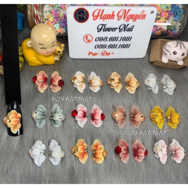 Hoa Bột -Set 2 bông Cúc Mây trang trí móng nail