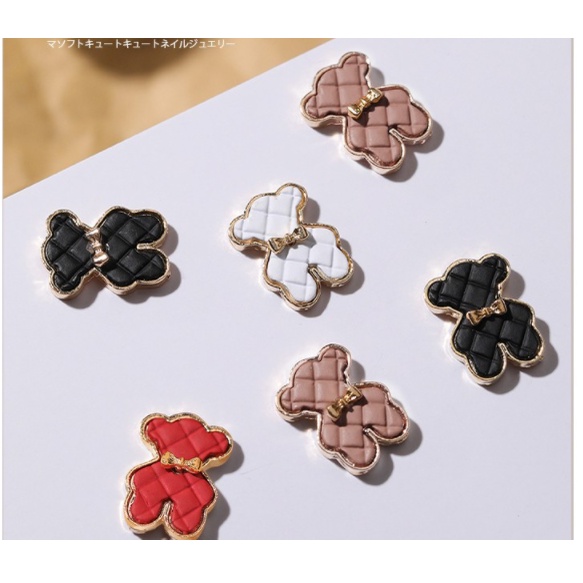 Charm gấu mochino đáng yêu