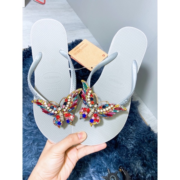 Dép Havaianas kèm charm