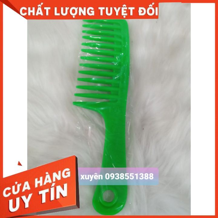 FREESHIPLược thưa chải tóc uốn( lược nhựa đá ),răng thưa giúp dễ chải vẫn giữ nếp tóc uốn ,chất liệu nhựa bền giá rẻ