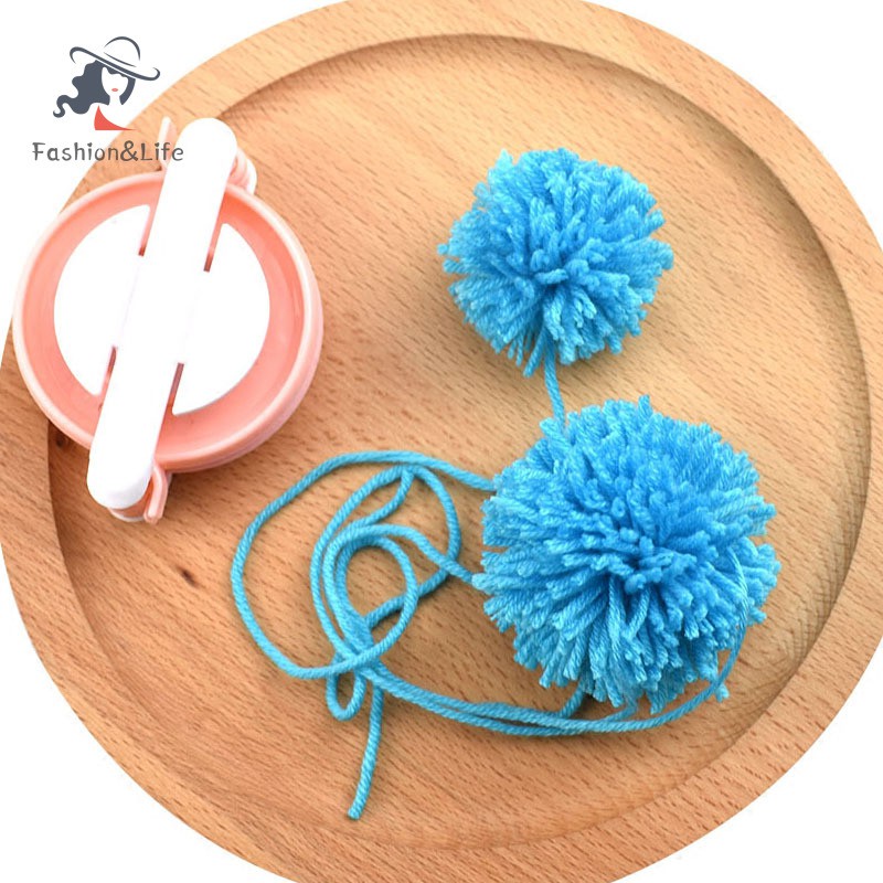 Set 8 Dụng Cụ Làm Bông Pompom Nhiều Kích Cỡ Tiện Dụng