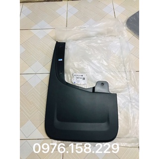 Chắn bùn bánh sau xe colorado