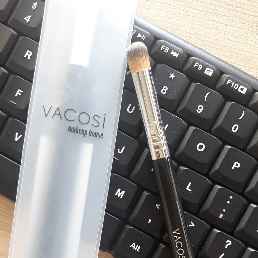 Cọ che khuyết điểm đầu tròn﻿ Pro﻿ Vacosi FP15