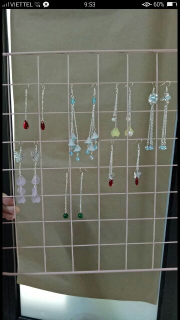 Khuyên tai cổ trang hồ điệp cánh hoa rơi đủ màu