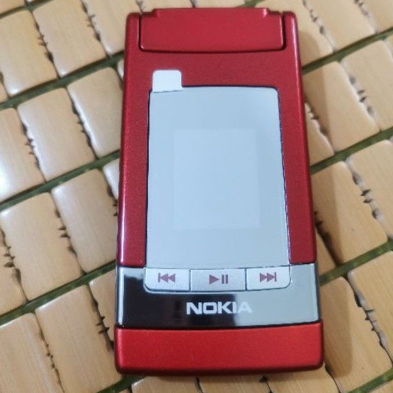Điện thoại cổ - Nokia N76 Red - Kumy Shop