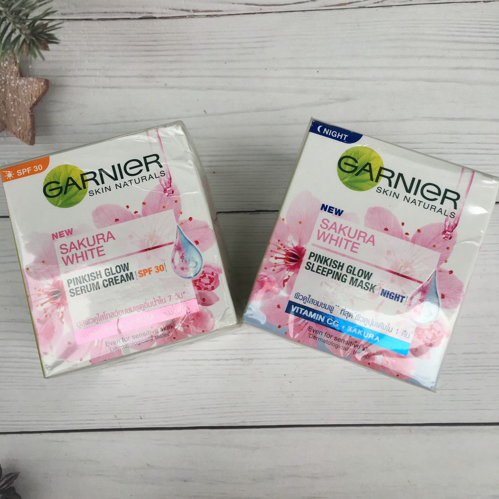 Kem Dưỡng Trắng Da Garnier Sakura White SPF21 Thái Lan