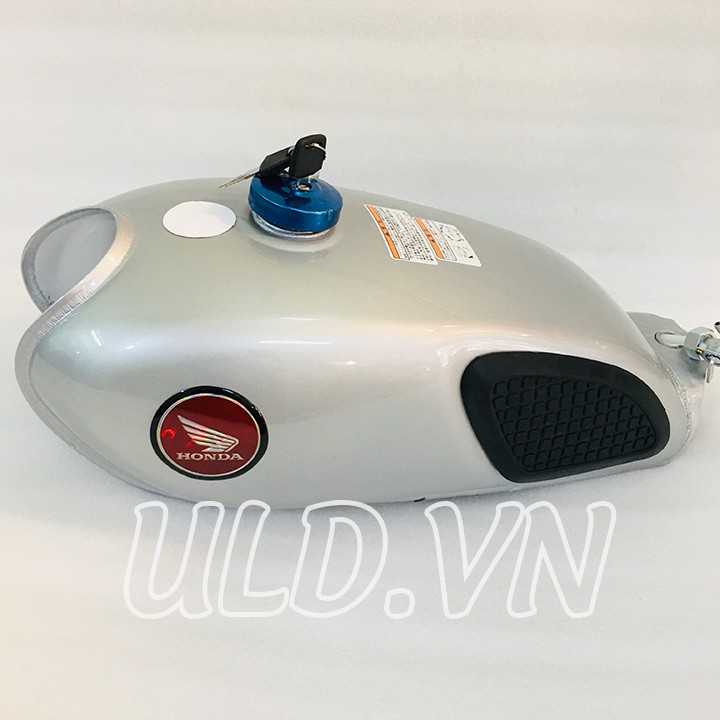 THÙNG XĂNG C L 68 BẠC CÓ NẮP CÓ KHOÁ XĂNG