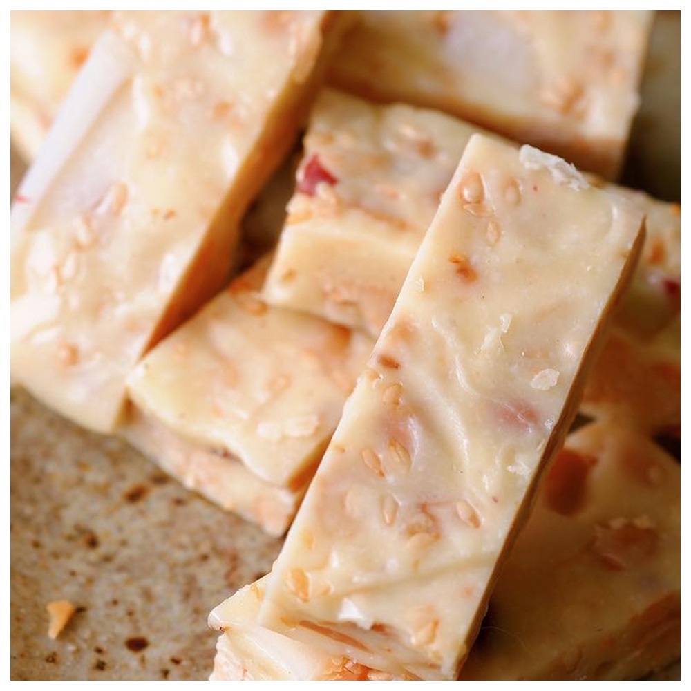 Hộp kẹo nougat mix 8 vị 300gr cao cấp Nhà Gạo