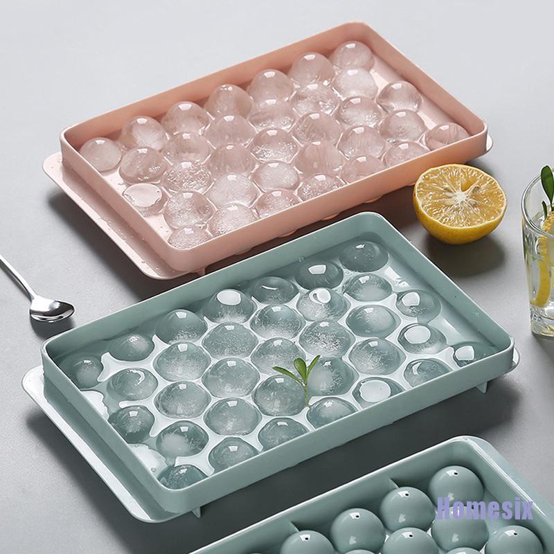 Khuôn nhựa làm đá viên hình tròn có nắp đậy tiện dụng cho tủ lạnh