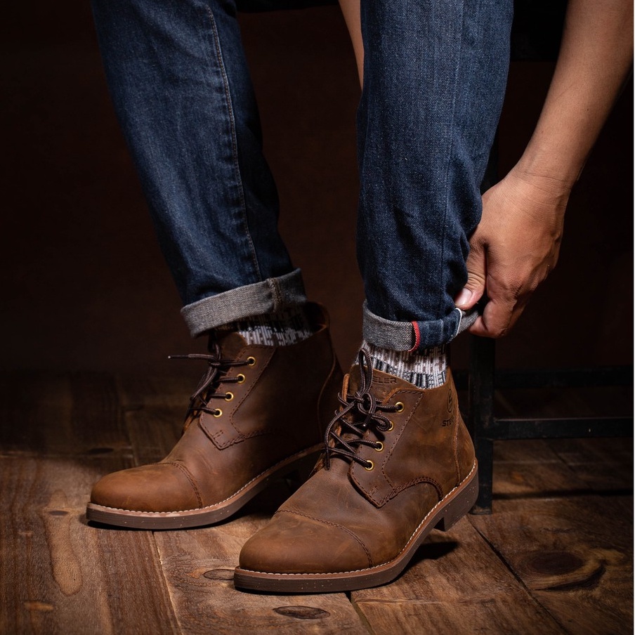 Giày boot nam da bò sáp cao cấp cổ lửng . CHUKKA HUNTER NÂU SÁP - STEELER , đế khâu , phong cách workwear