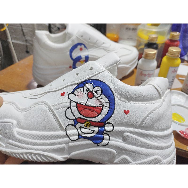 Giày thể thao doraemon
