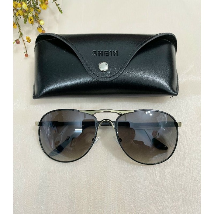 Kính Shein full box có mail mua hàng của web chính hãng