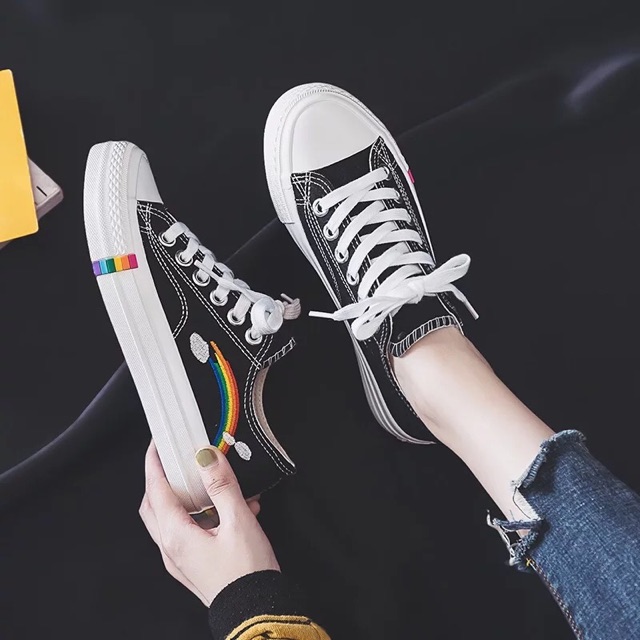 Giày cầu vồng kèm ảnh thật