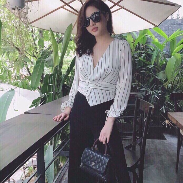 Áo lửng và Quần ống rộng 