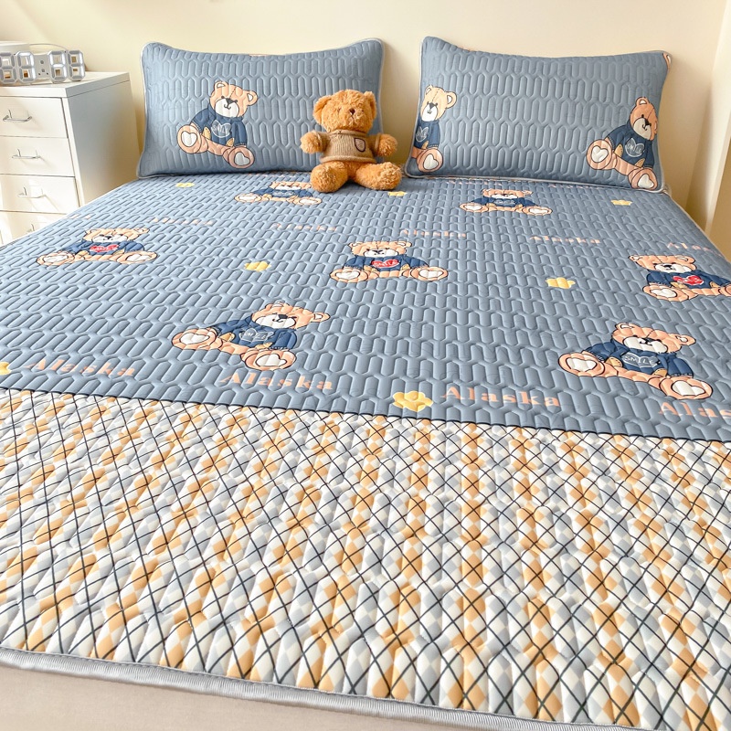 Bộ Thảm Lót Giường Ba Món Bằng Cao Su Lụa Mát Có Thể Giặt Sạch