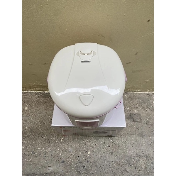 Nồi cơm điện Kangaroo KG556 1,8l