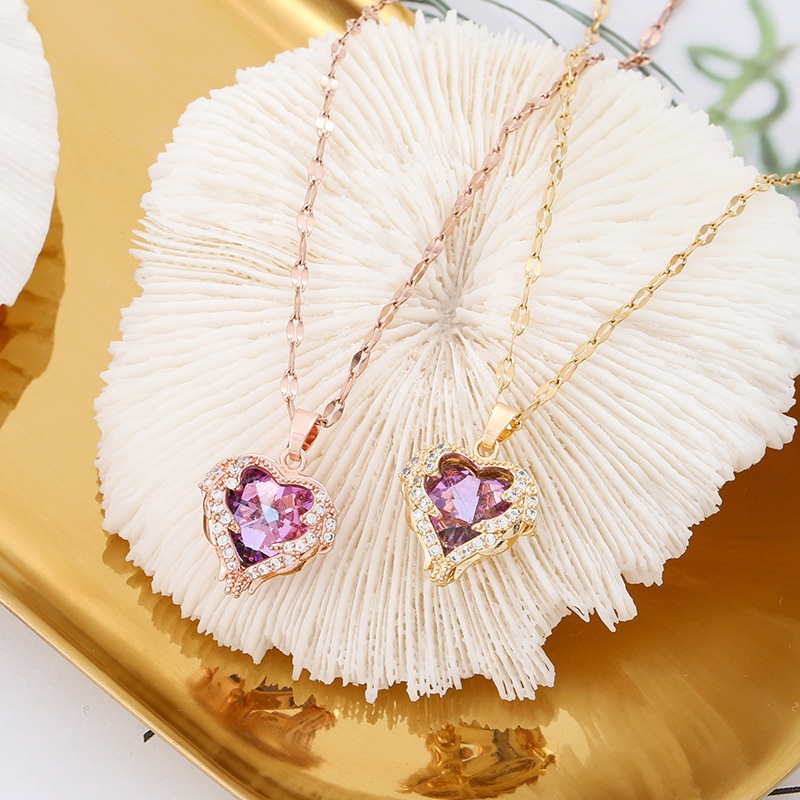 Vòng cổ Mặt Trái Tim Đính Cánh Thiên Thần Và Trái Tim Xinh Xắn Cho Nữ