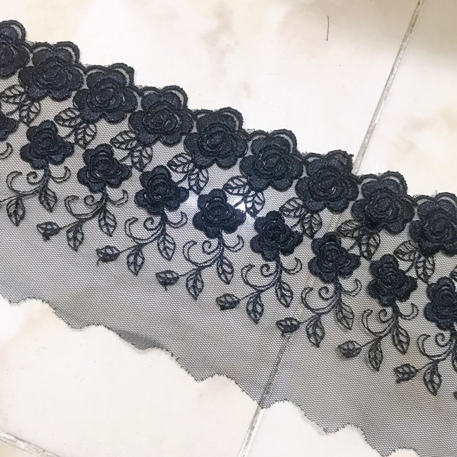 Ren chỉ lưới thêu đen bảng 11F (11cm)