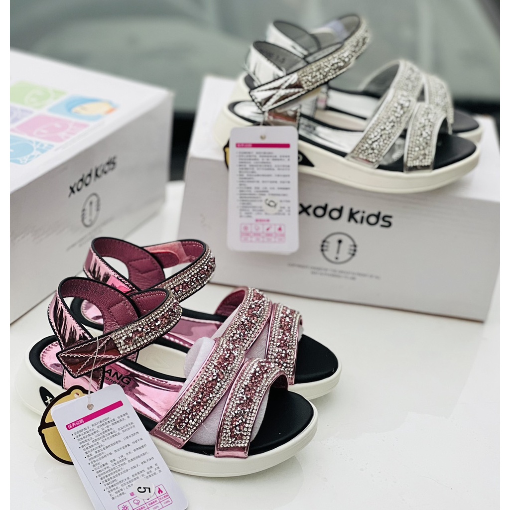 Dép quai hậu cho bé gái - sandal trẻ em mẫu mới đính đá lấp lánh điệu đà đi học, đi chơi Babybees 928790