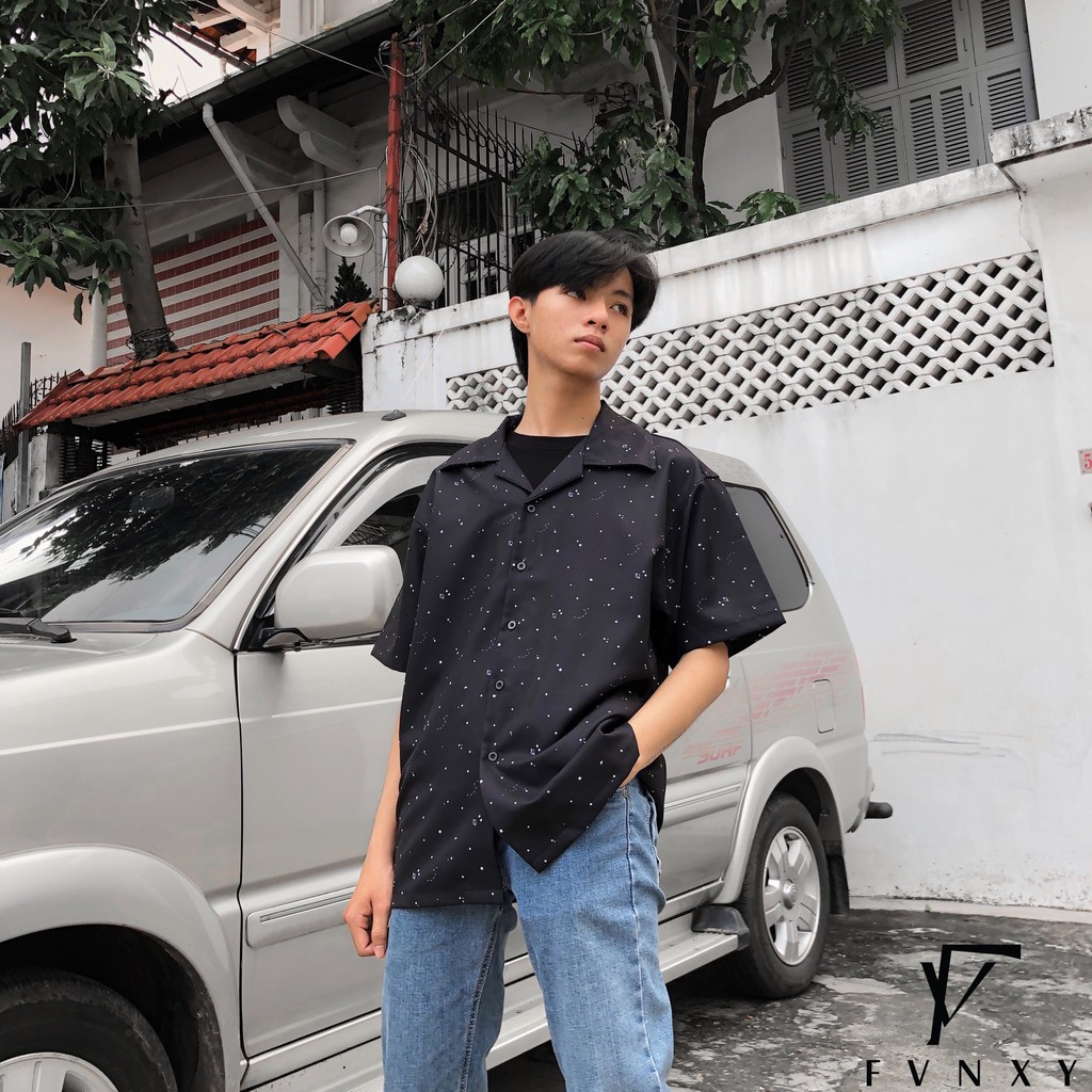 Áo Sơ Mi Ngắn Tay Unisex Form rộng FVNXY Hoạ tiết Ngôi Sao (Chất liệu Pho mịn mát đứng phom dáng) | BigBuy360 - bigbuy360.vn