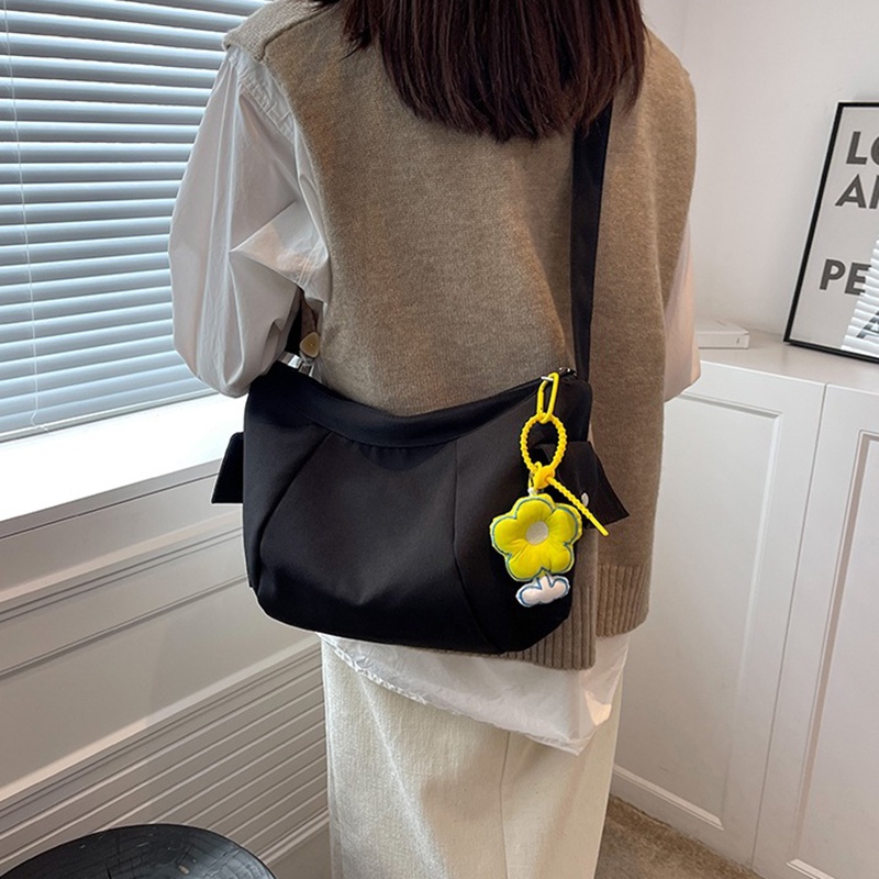 IELGY Túi Đeo Vai Bằng Vải canvas Kích Thước Lớn Kèm Móc Treo Phong Cách Hàn Quốc Cho Nữ