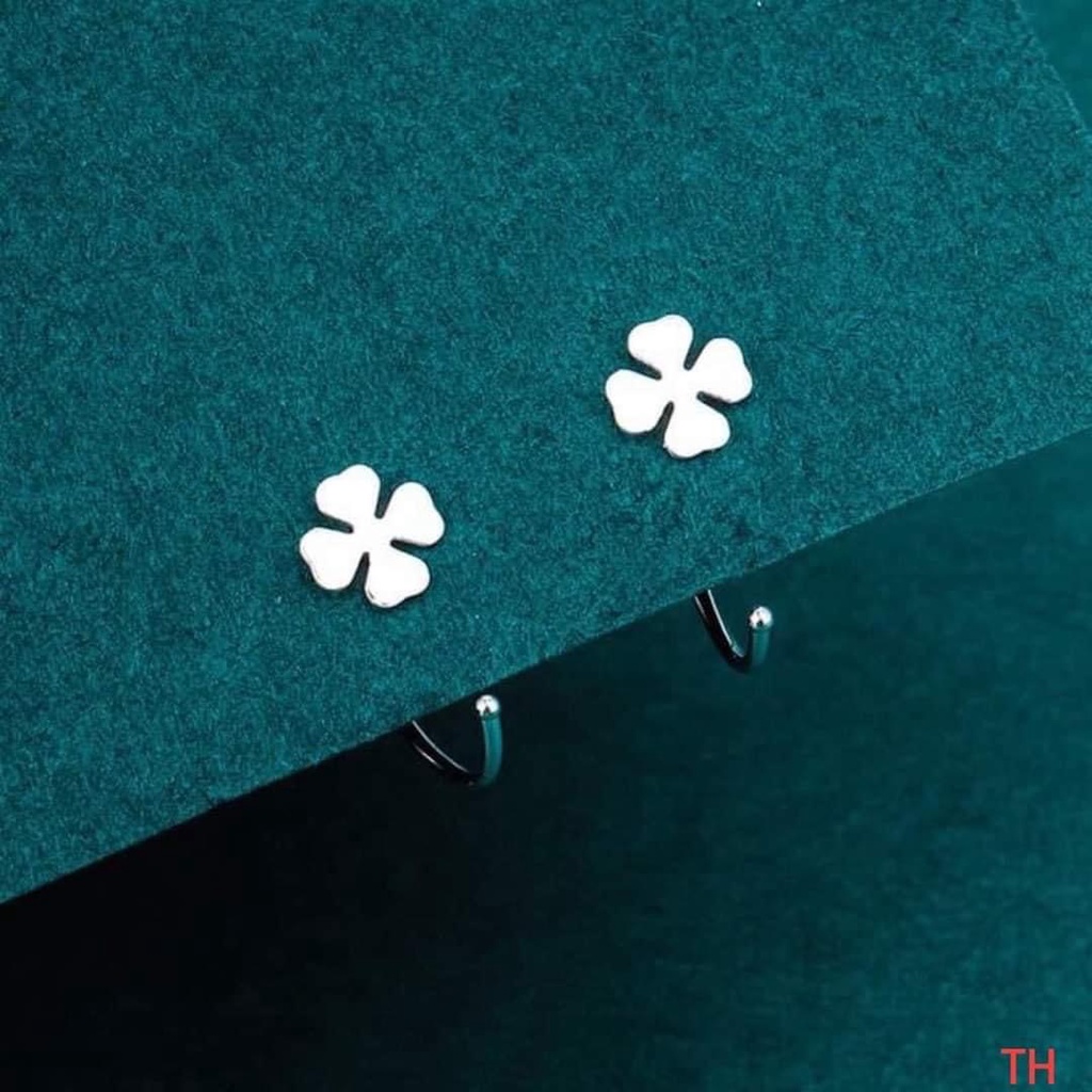 Khuyên tai cỏ 4 lá, khuyên tai lên tai cực xinh