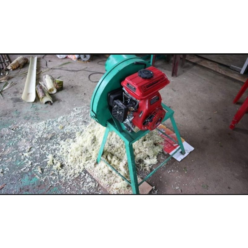 Máy băm chuối cỏ lắp động cơ gx200 6.5hp