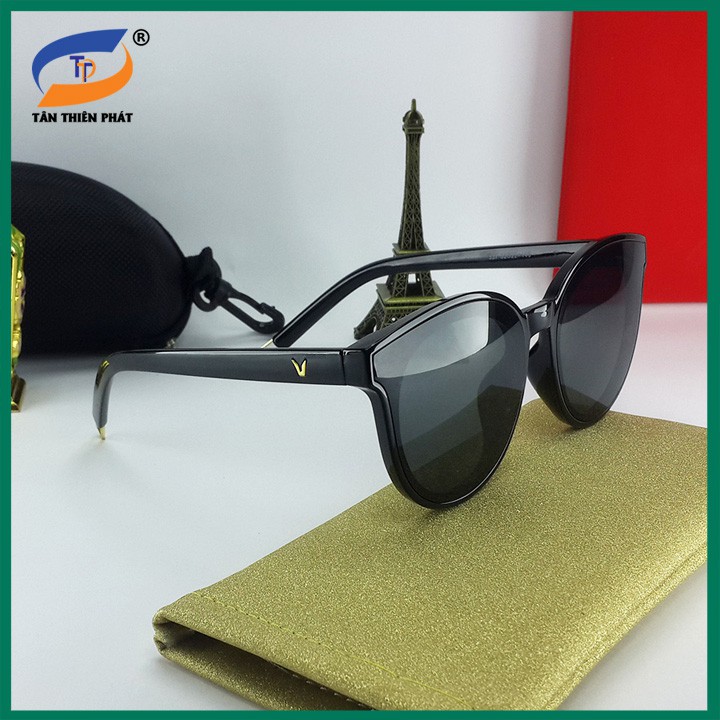 Kính mát nữ mắt mèo thời trang chống nắng, chống tia UV 337. Hộp đựng kính hiệu sang trọng, tròng màu đen, gọng ôm mặt | BigBuy360 - bigbuy360.vn
