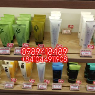 Sữa rửa mặt và mặt nạ ngủ