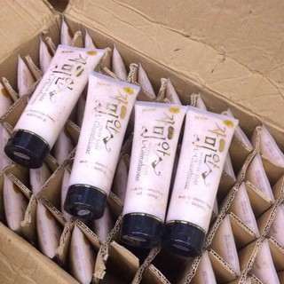 Tẩy Tế Bào HQ SPA CÓ HẠT