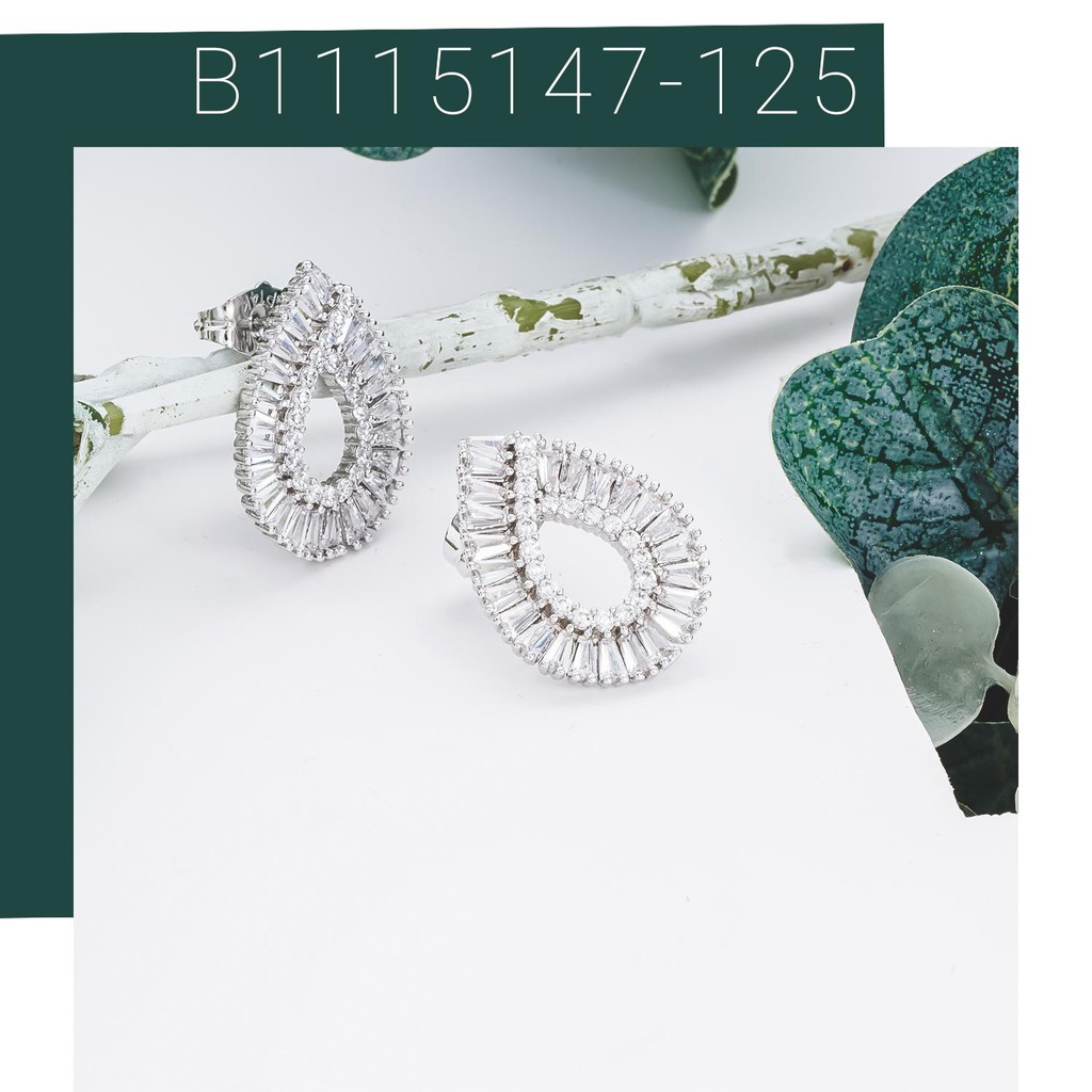 Bông tai nữ UHA mạ vàng 18K , đính kim cương nhân tạo B1115147-125