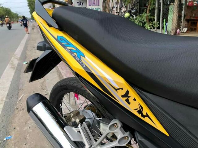 Tem rời Winner vàng đen