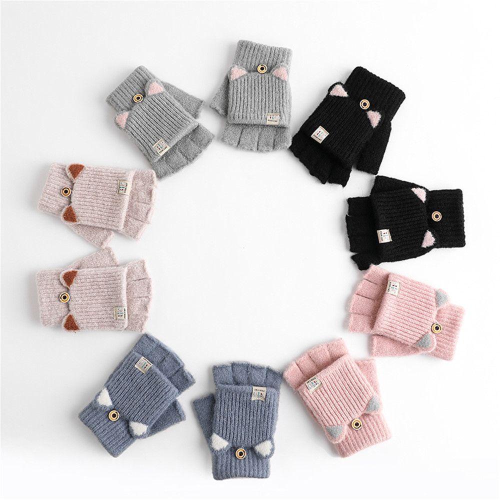 Găng Tay Không Ngón Giữ Ấm Mùa Đông In Hình Hoạt Hình MIHAN1 Dành