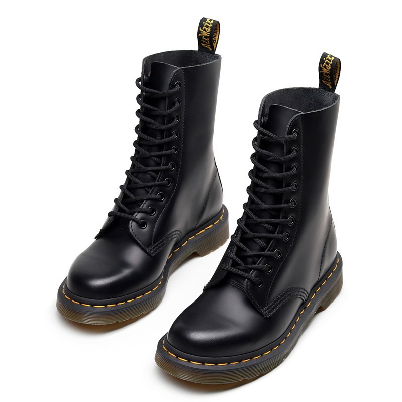 Giày bốt Martin Dr. Martens Air Wair 1490 thiết kế cá tính cho cặp đôi